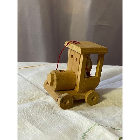 Wooden Christmas Tree Ornament Natural wood train engine - Picture 1 of 10